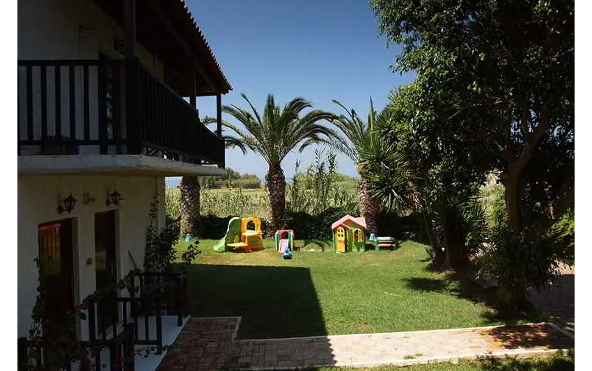 Ledra Maleme 3*-8
