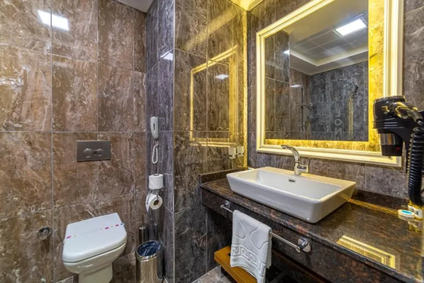 LONICERA PREMIUM HOTEL  5*-29