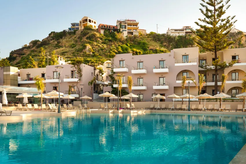 Porto Platanias Village 4*-6