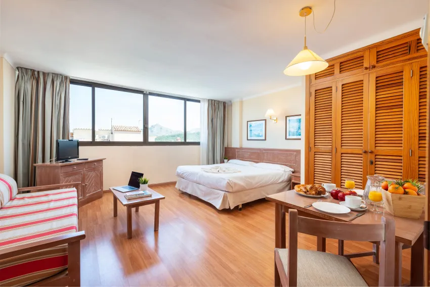 Carlos V Apartments 3*-7