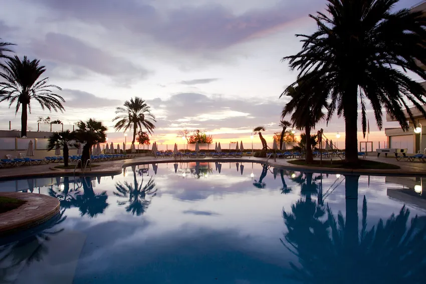 Aparthotel Playa Dorada 3*-6