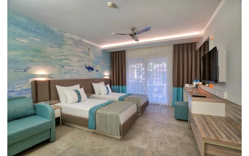 Pirates Beach Club 5*-5