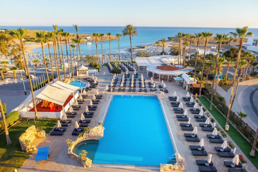 Pavlo Napa Beach Hotel 4*-1