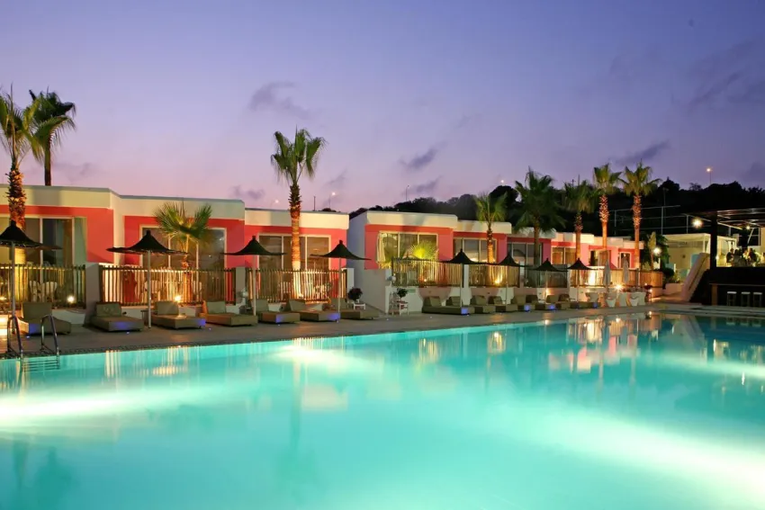 Napa Mermaid Hotel & Suites 4*-6
