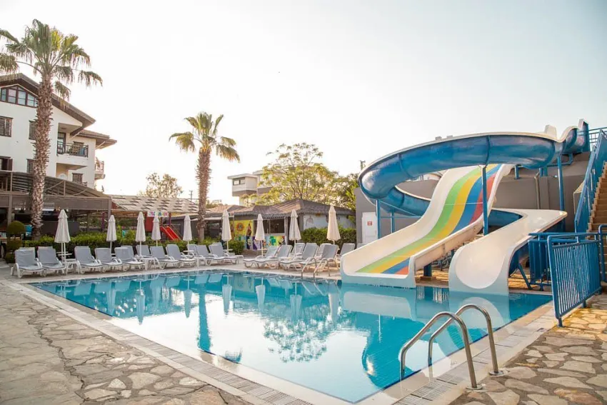 Sun City Apartments 3*-1