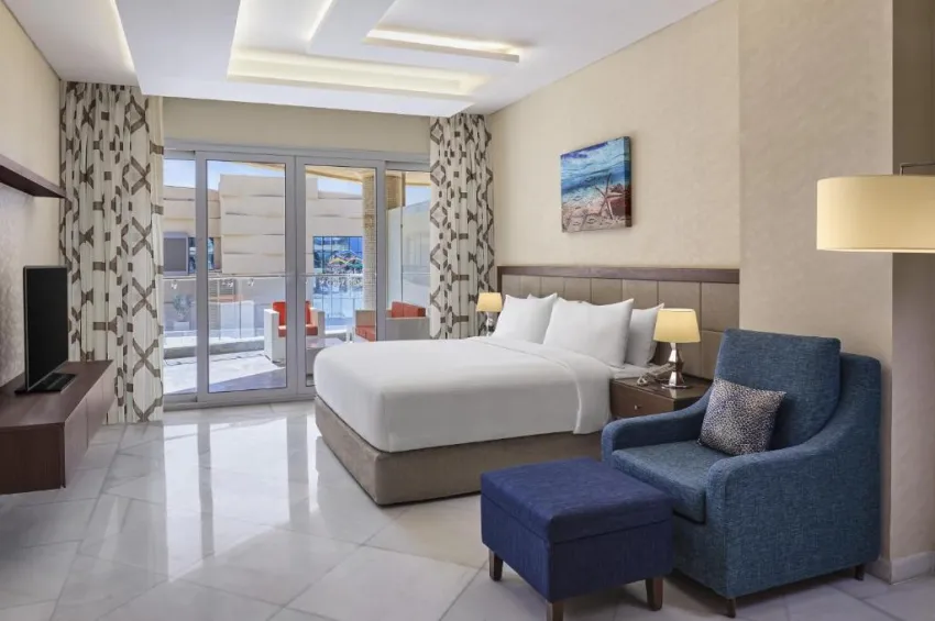 Hilton Plaza 5*-203