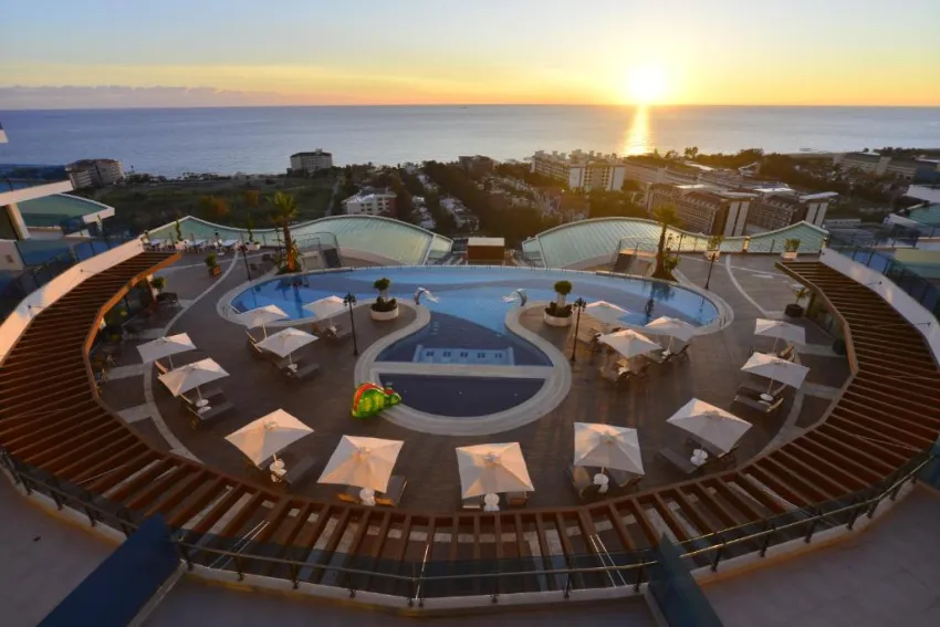 Elite Luxury Suite & Spa Hotel 5*-4