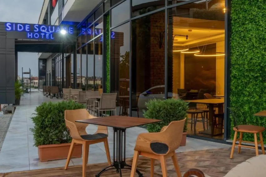 SIDE SQUARE HOTEL  4*-16