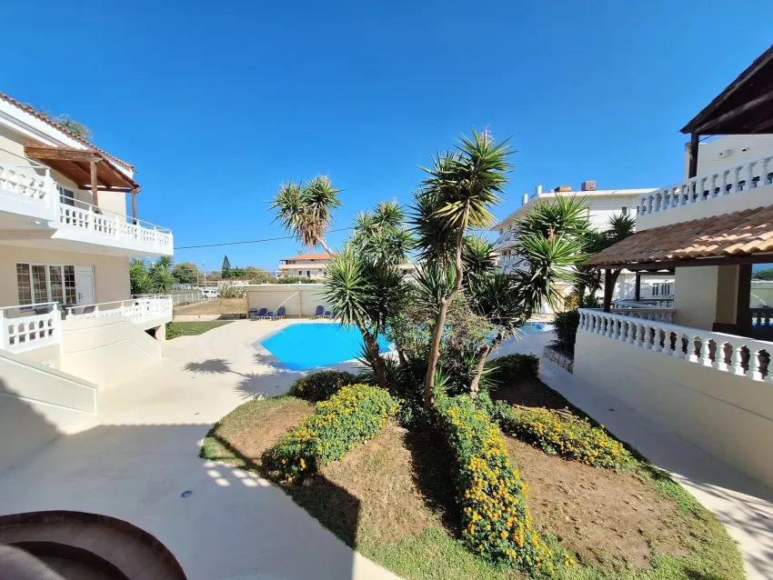 Perla Beach 3*-9
