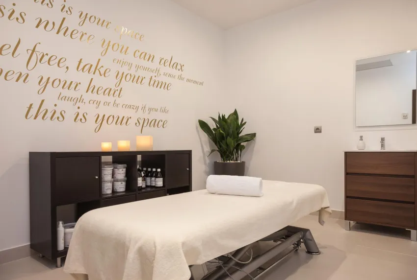 Zafiro Rey Don Jaime 4*-16