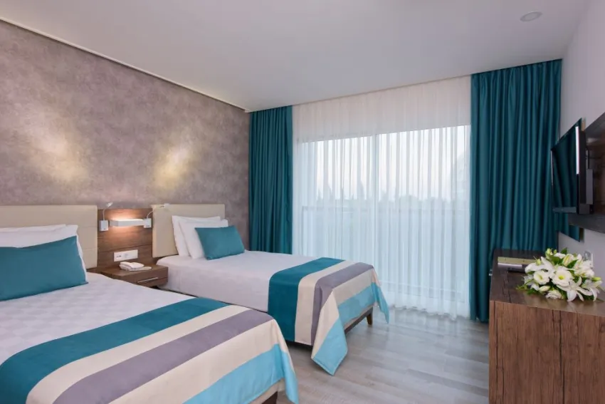 LONICERA WEST HOTEL  4*-17