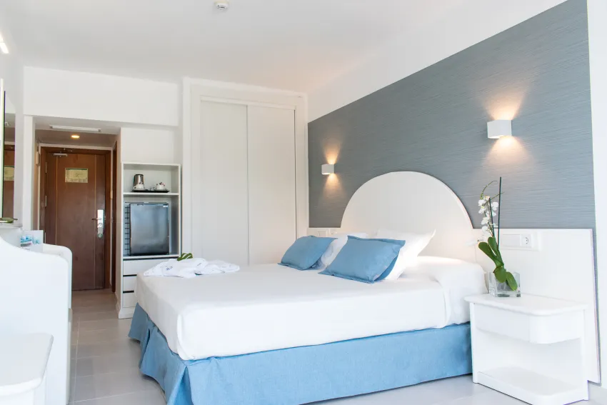 Reverence Life Hotel 4*-155