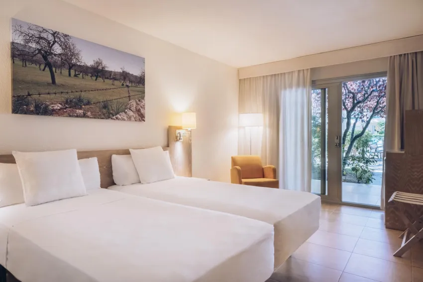 Iberostar Waves Pinos Park 4*-6