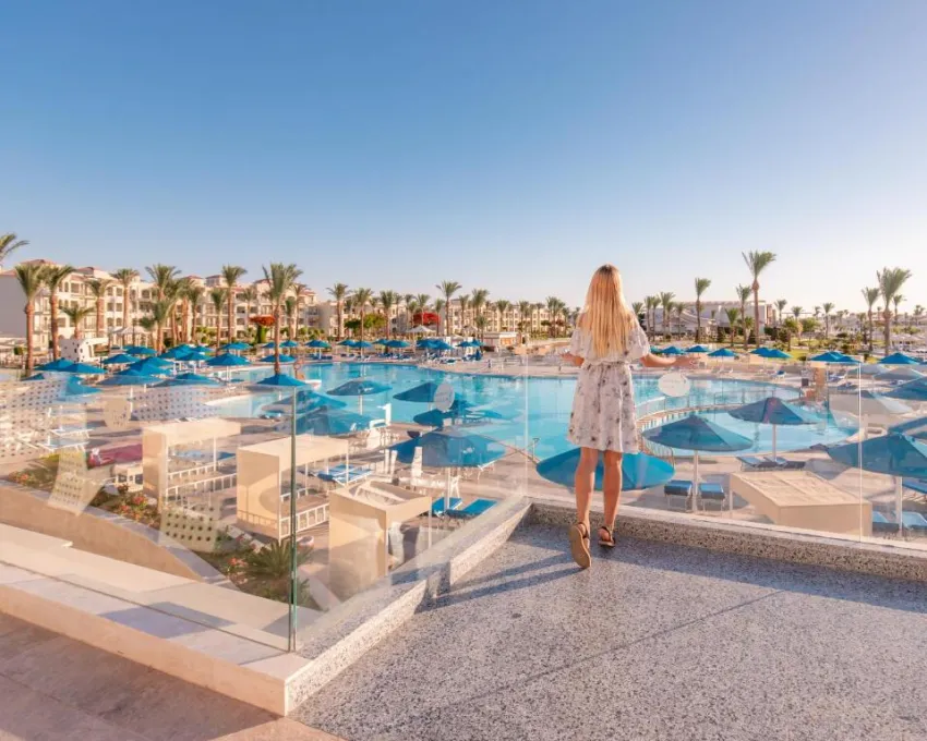 PICKALBATROS DANA BEACH RESORT  5*-11