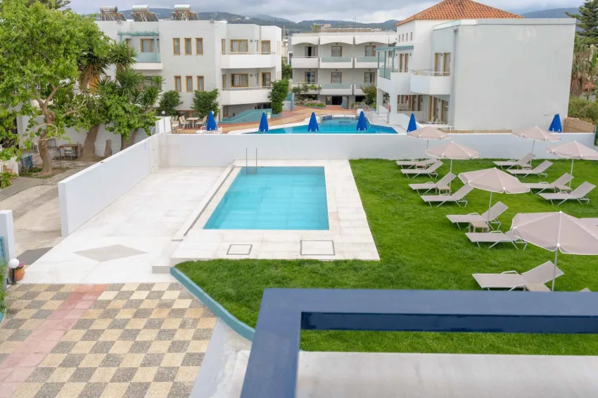 Pinelopi Hotel-Apartments 2*-1