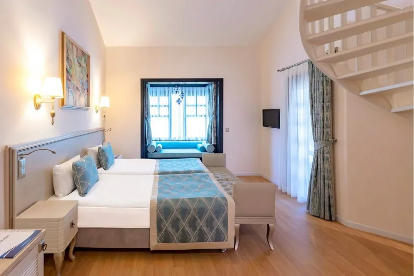 Sunrise Resort Hotel 5*-5