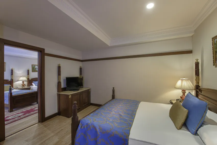 Delphin Palace 5*-9