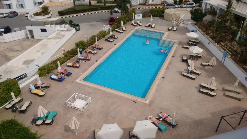 Vrissaki Apartments 3*-5