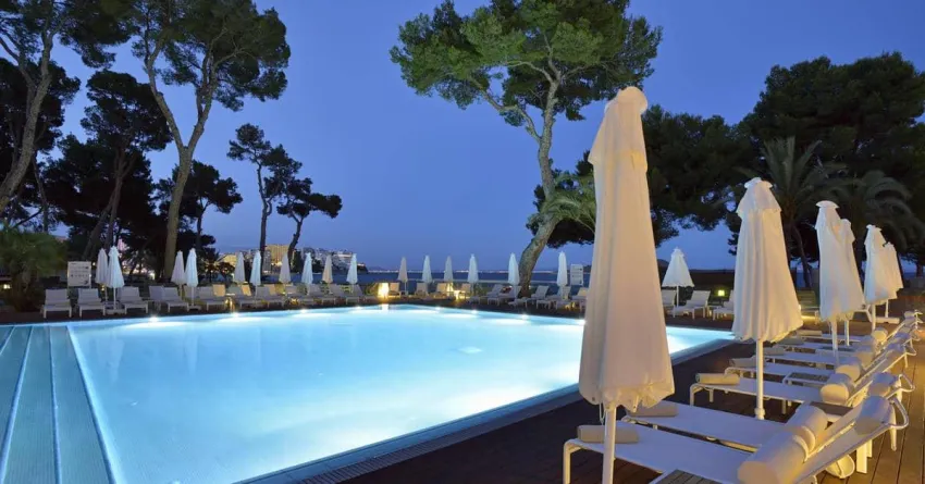 Melia South Beach 4*-375