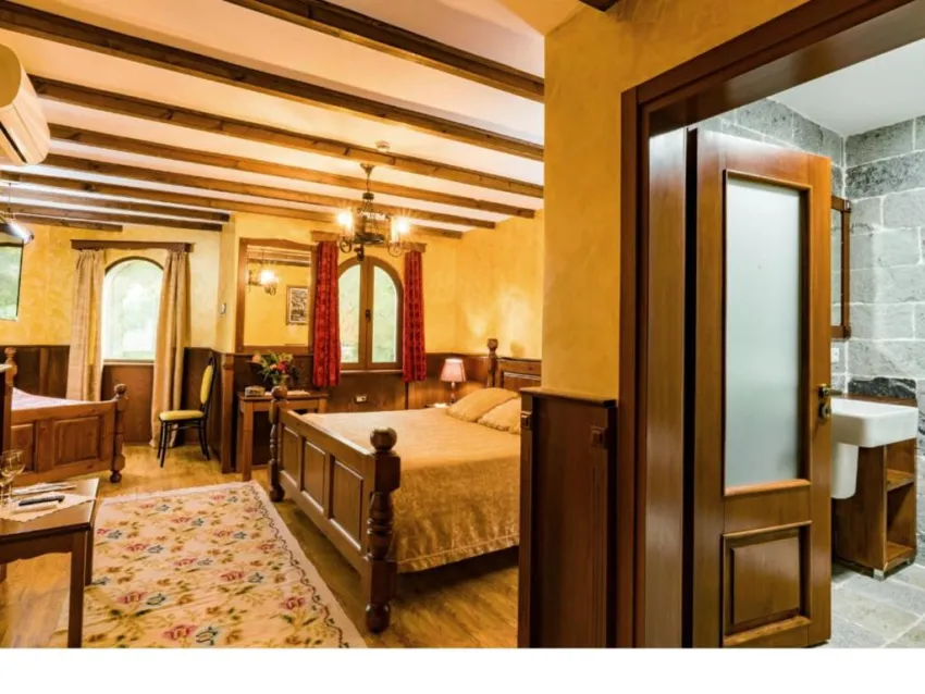 CASTLE PARK HOTEL  4*-18