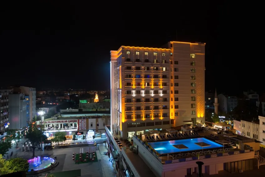 Best Western Plus Khan 4*-130
