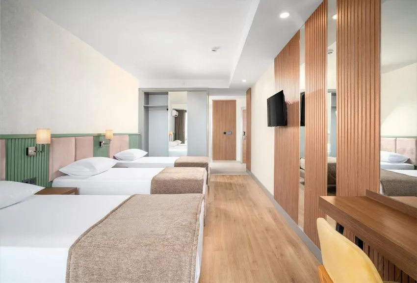 Sun Heaven Queen 4*-15