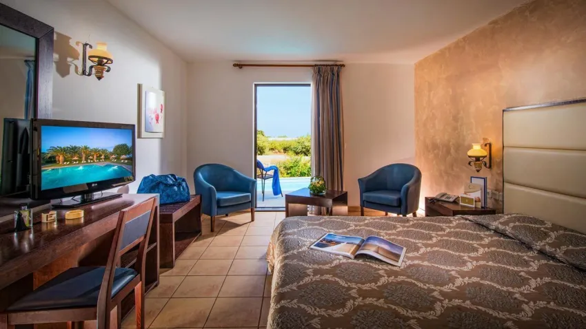 Hersonissos Maris 4*-12