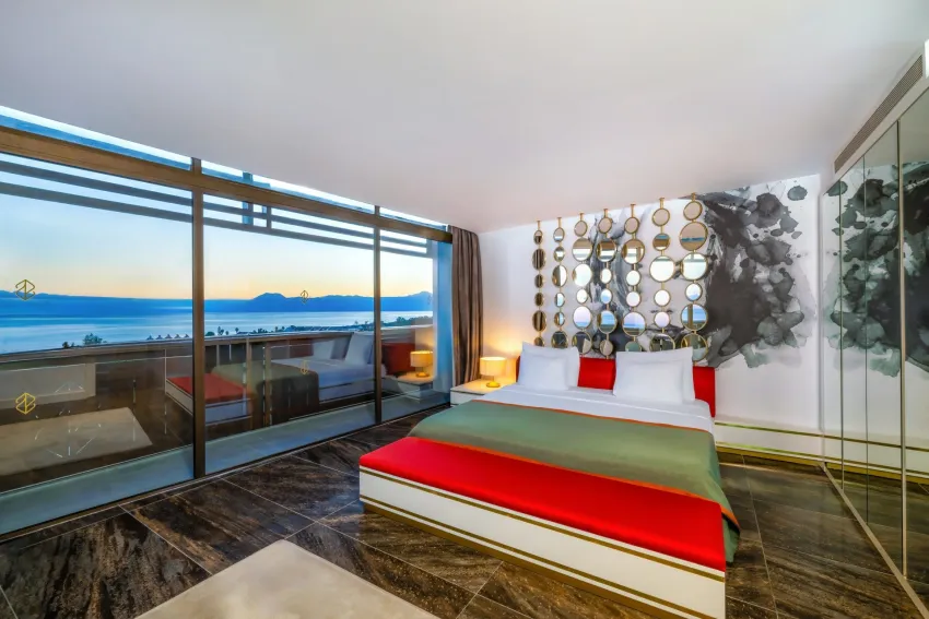 Nirvana Cosmopolitan 5*-12