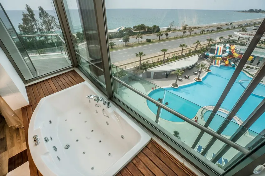 XORIA DELUXE HOTEL  5*-6