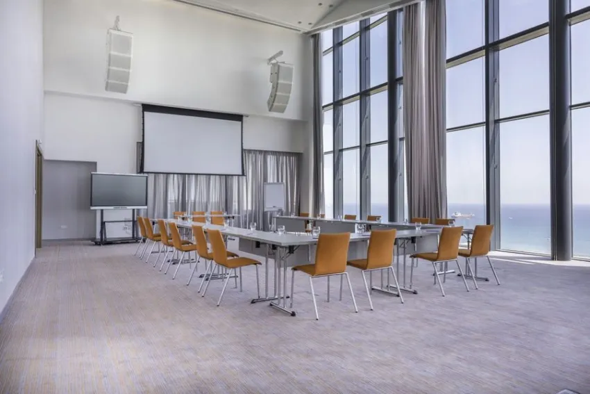 Radisson Blu Hotel Larnaca 5*-6