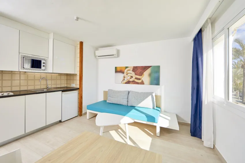 Sun Beach Hotel 3*-29