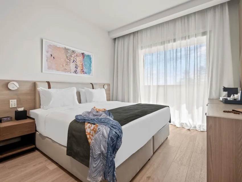 Mercure Larnaca City 3*-10
