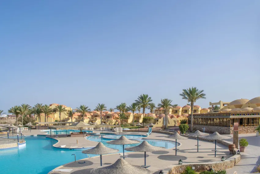 Protels Crystal Beach Resort 4*-7