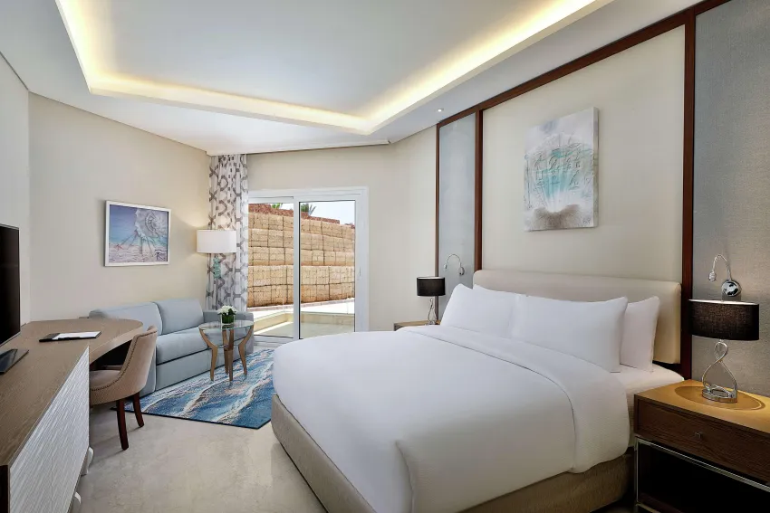 Hilton Plaza 5*-112