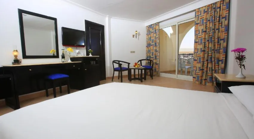 LABRANDA Club Makadi 4*-30