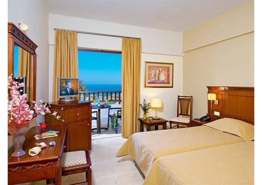 Geraniotis Beach Hotel 3*-4