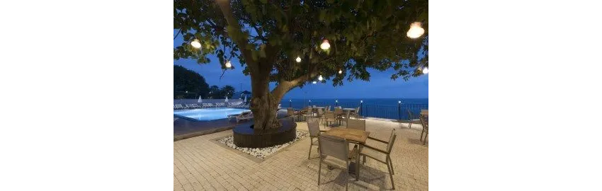 Floria Beach Hotel 4*-5