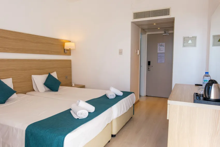 Kapetanios Bay Hotel Protaras 3*-8