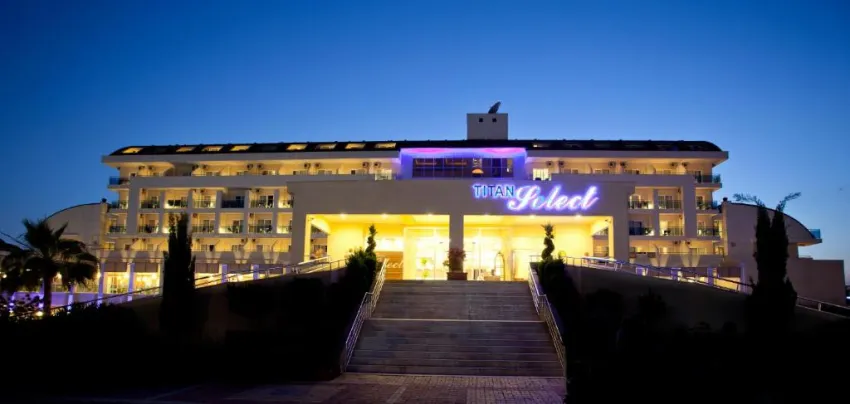 TITAN SELECT HOTEL  5*-48