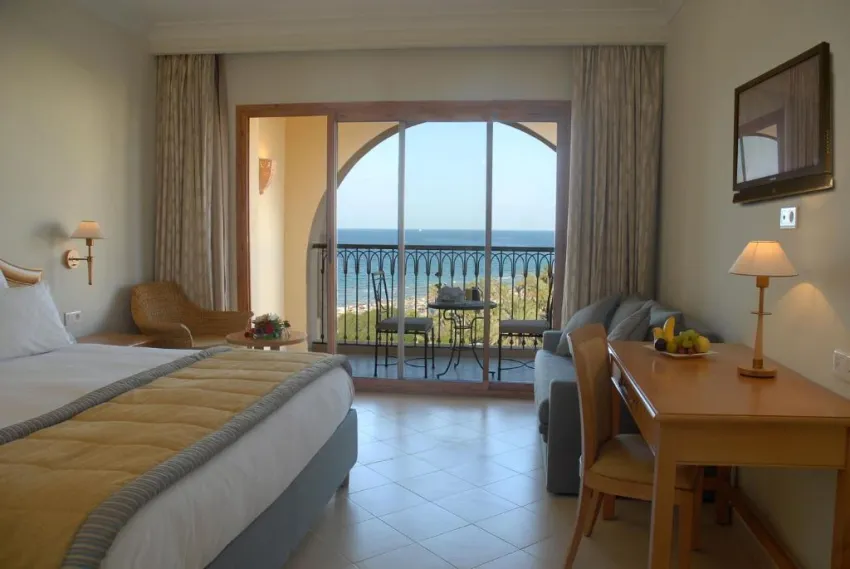 MOVENPICK RESORT & MARINE SPA  5*-7