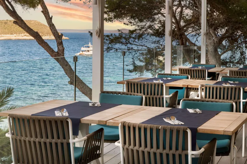 Melia South Beach 4*-150