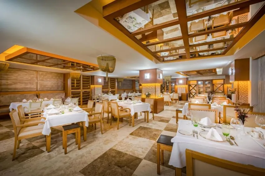 Gravel Hotels Select 5*-9