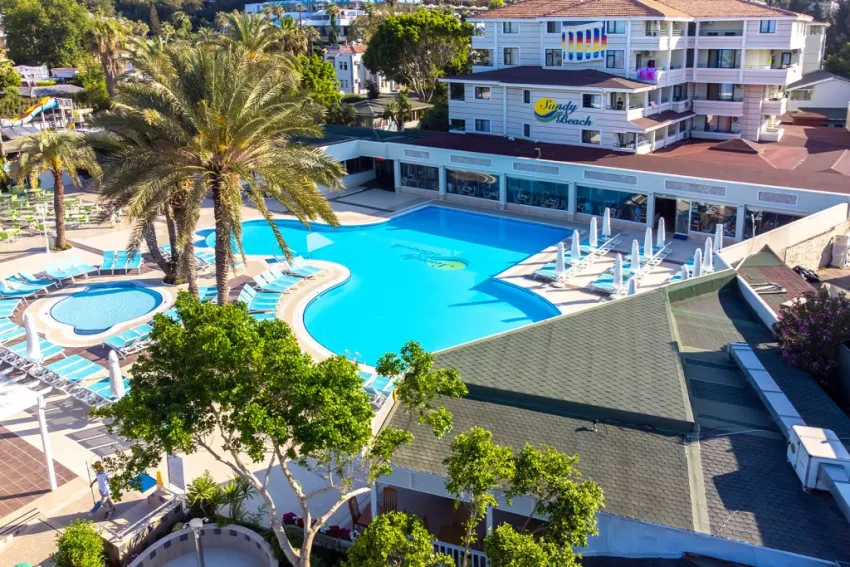 SANDY BEACH HOTEL  4*-6