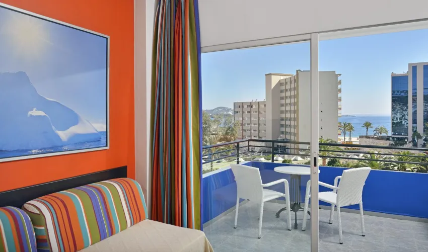 Lunamar Palmanova Apartments -13