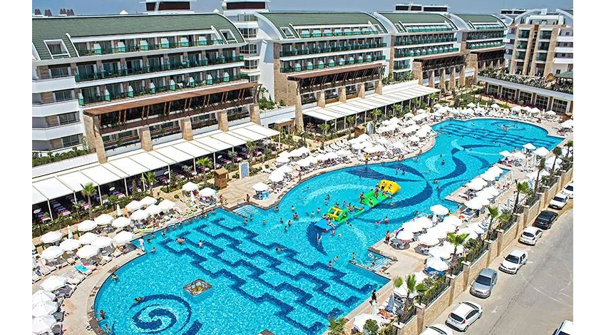 CRYSTAL WATERWORLD RESORT & SPA  5*-36