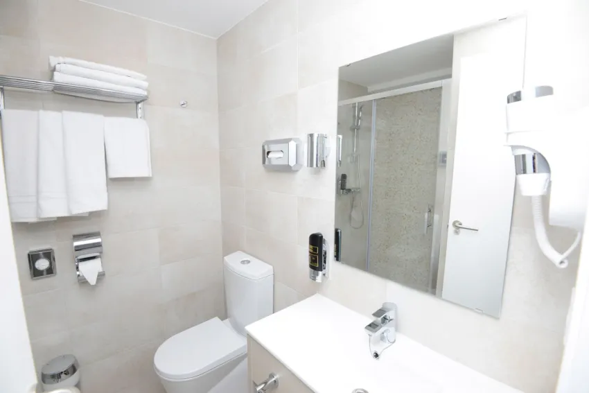 Chevy Hotel & Suites 3*-18