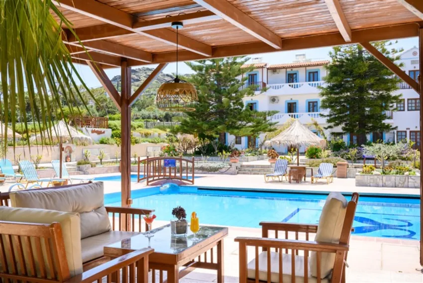 Spiros - Soula Family Hotel and Apts 1*-20