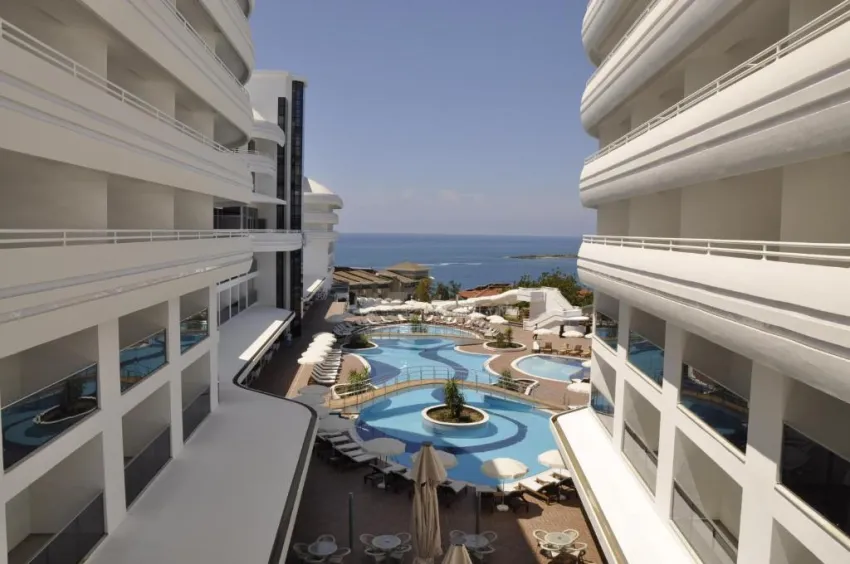 LAGUNA BEACH ALYA RESORT & SPA HOTEL  5*-4