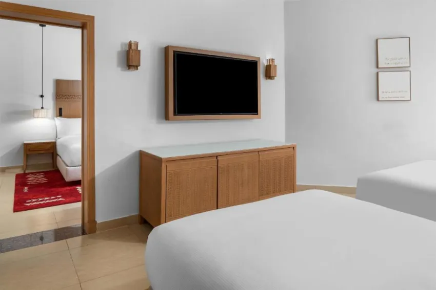 DOUBLETREE BY HILTON SHARM BAY RESORT BEACH SIDE  4*-85