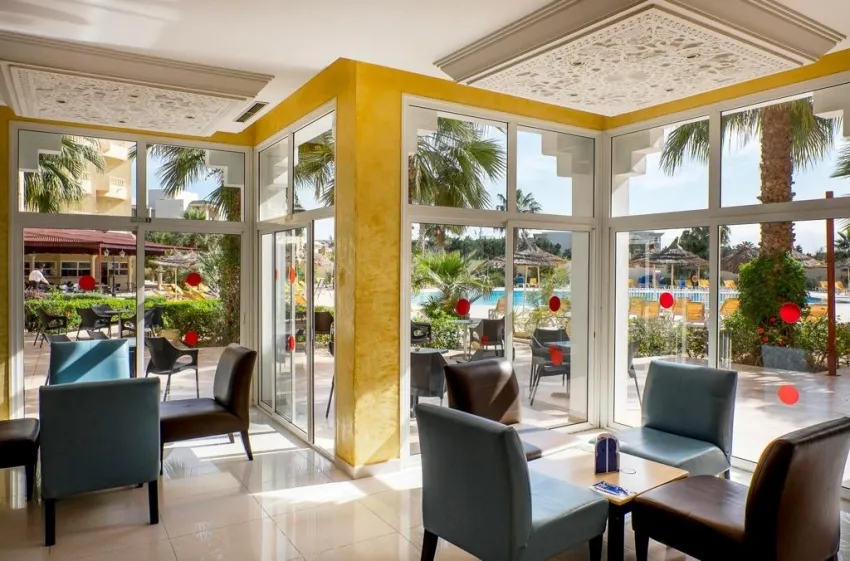 HOUDA YASMINE HAMMAMET  4*-9